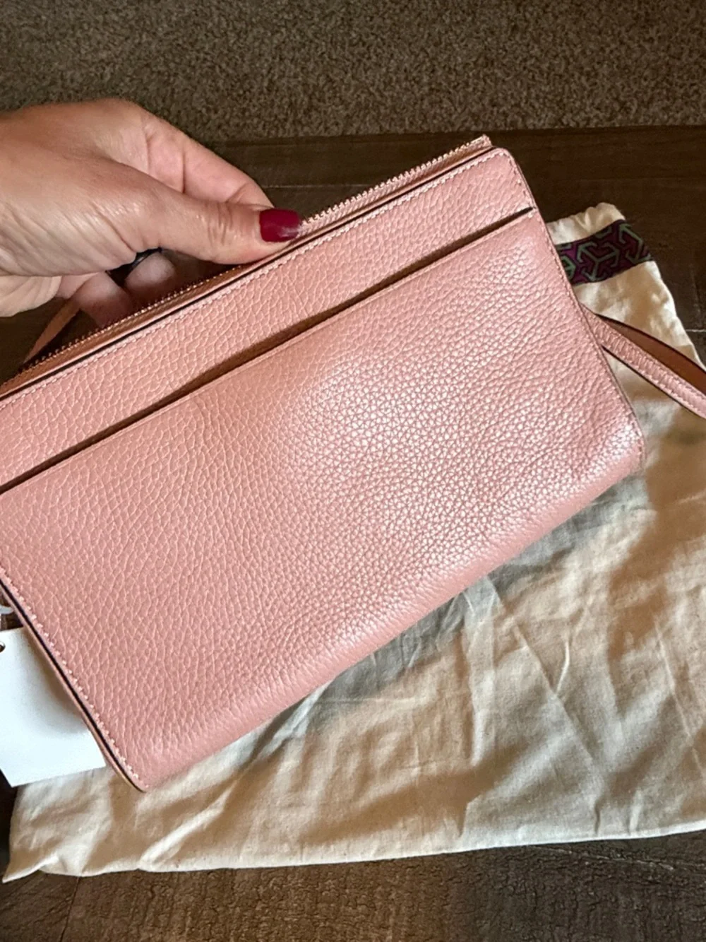 Tory Burch Blush Pink Pebbled Leather Crossbody with Gold Logo NWT